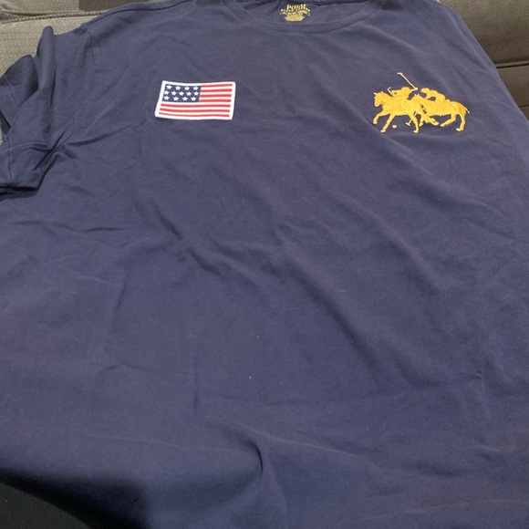 Men's Polo Ralph Lauren Tshirt - Picture 2 of 3
